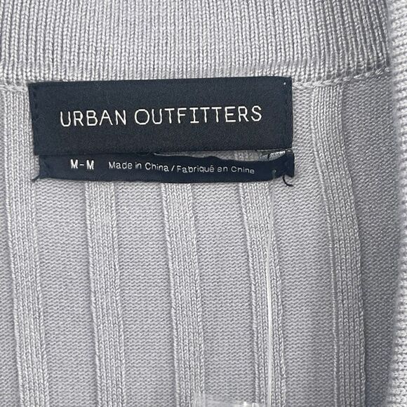 Urban Outfitters Women's Dylan Gray Collared Ribbed Flyaway Cardigan Medium NWT - Picture 6 of 9